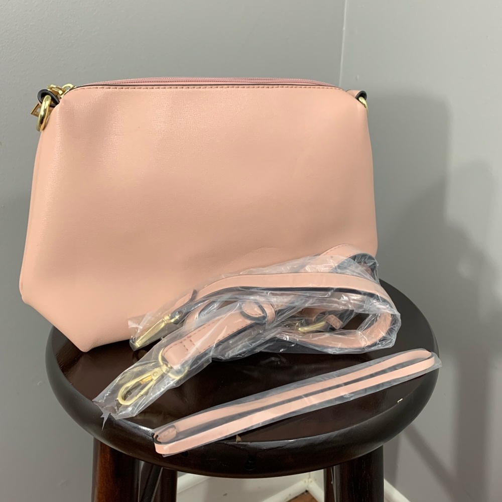 Tote and Crossbody multi-use bags (Vegan friendly) - Picture 7 of 8